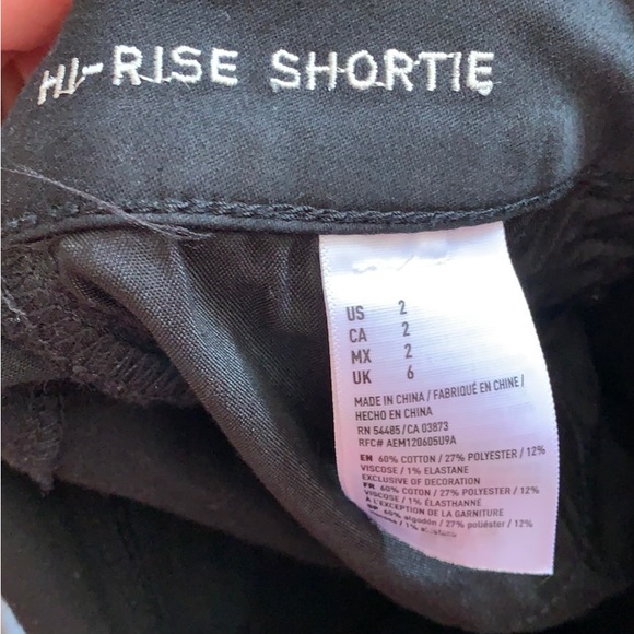 American Eagle High Rise Shortie Size 2 - Picture 2 of 4